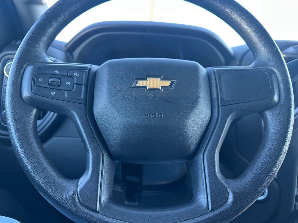 Used 2025 Chevrolet Silverado 2500 Custom w/ Custom Convenience Package AWD/4WD image 24
