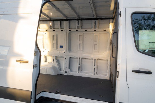 New 2025 Mercedes-Benz Sprinter 2500 image 10
