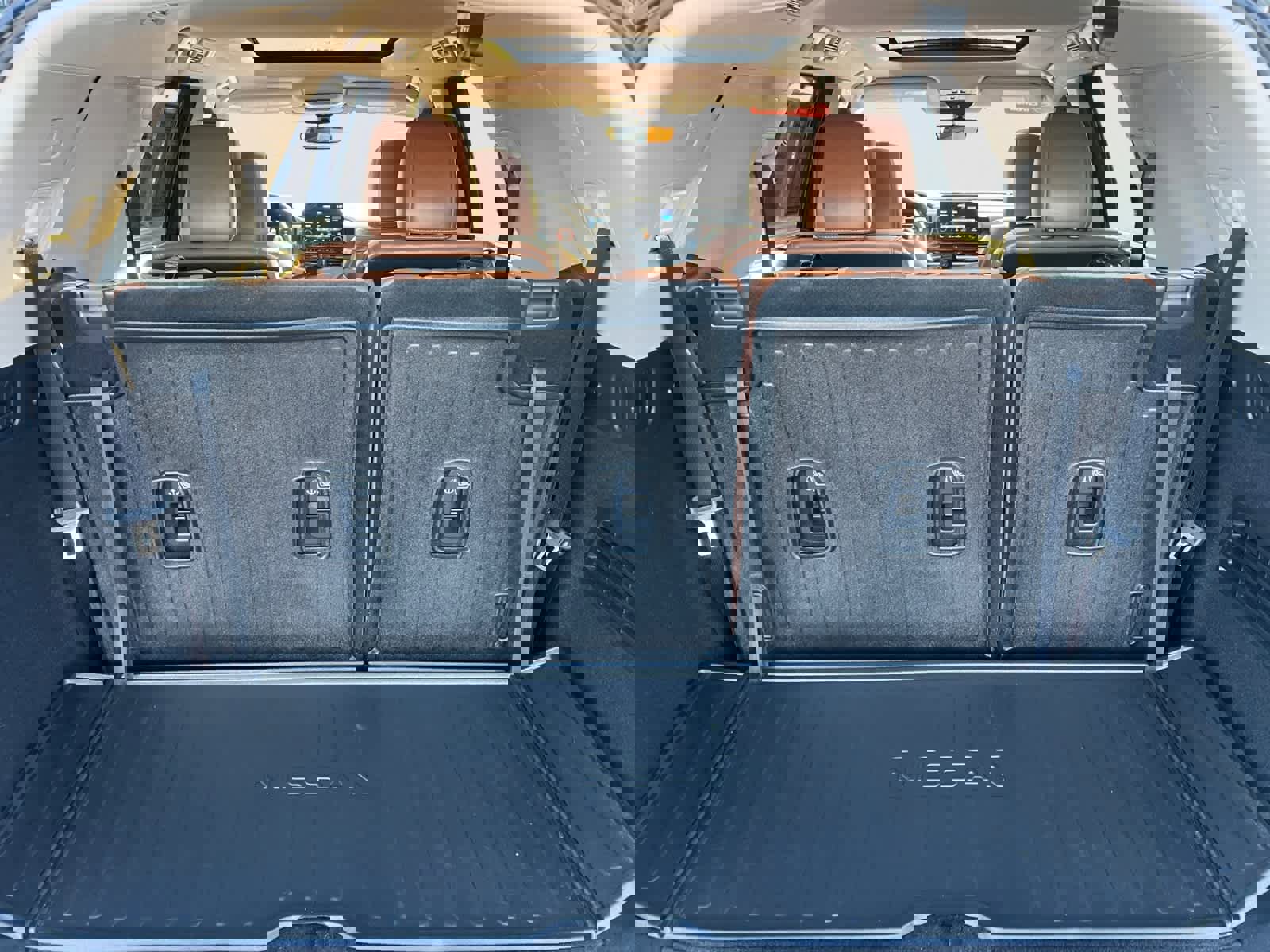 Certified 2023 Nissan Pathfinder Platinum image 5