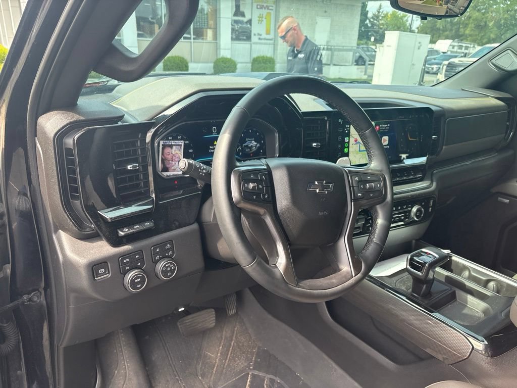 Used 2023 Chevrolet Silverado 1500 ZR2 w/ Technology Package AWD/4WD image 7
