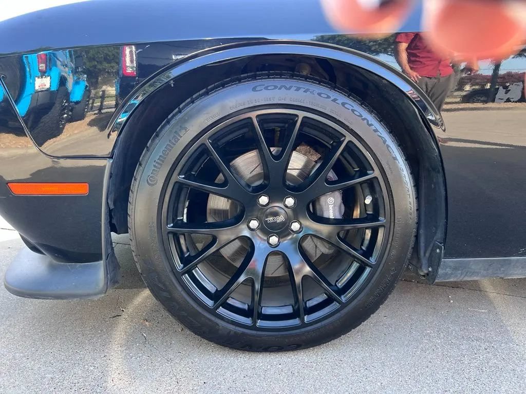 Used 2016 Dodge Challenger R/T Scat Pack RWD image 46
