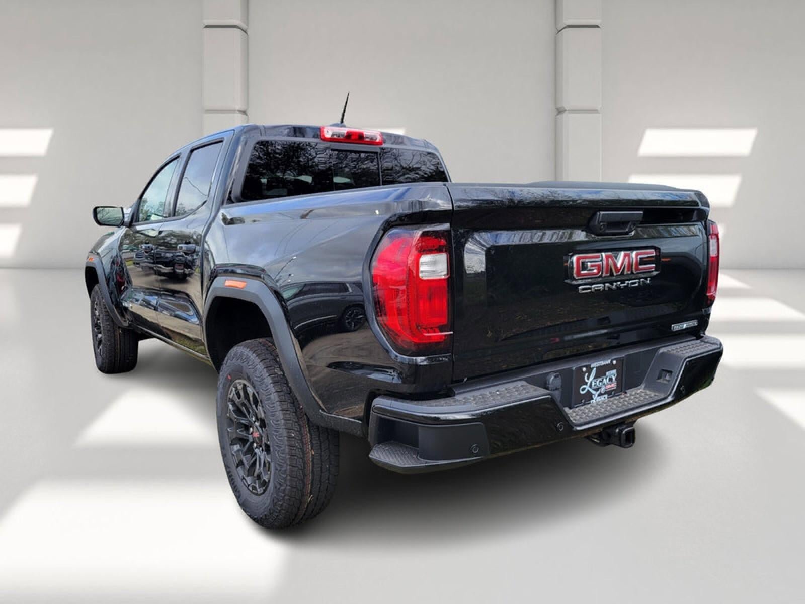 New 2026 GMC Canyon Elevation w/ Convenience Package RWD image 5
