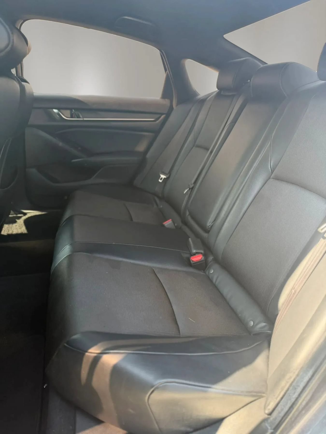 Used 2018 Honda Accord Sport image 18