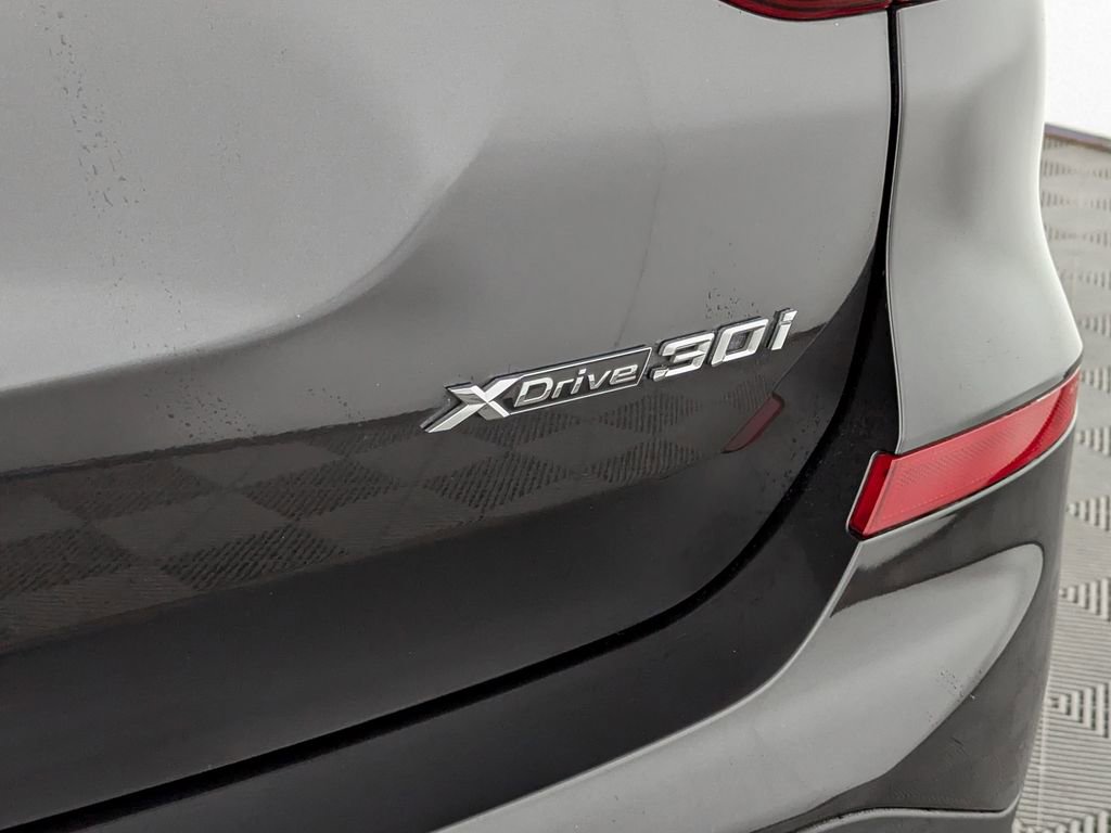 Used 2021 BMW X3 xDrive30i w/ Convenience Package image 11