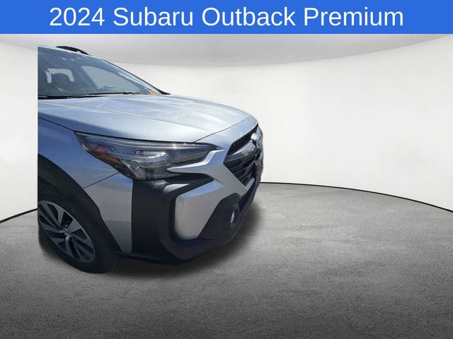Used 2024 Subaru Outback Premium AWD/4WD image 14