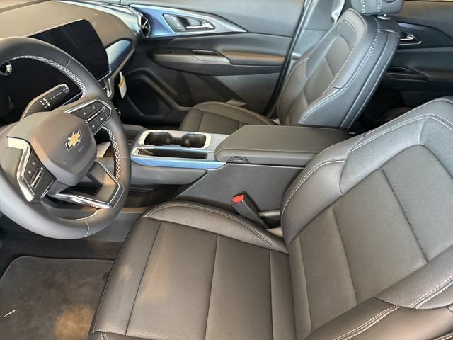 New 2026 Chevrolet Equinox EV LT FWD image 11