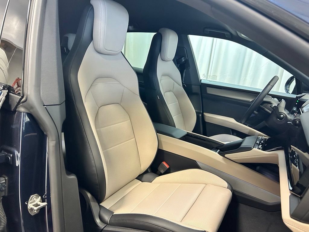 New 2026 Porsche Cayenne Electric AWD/4WD image 25