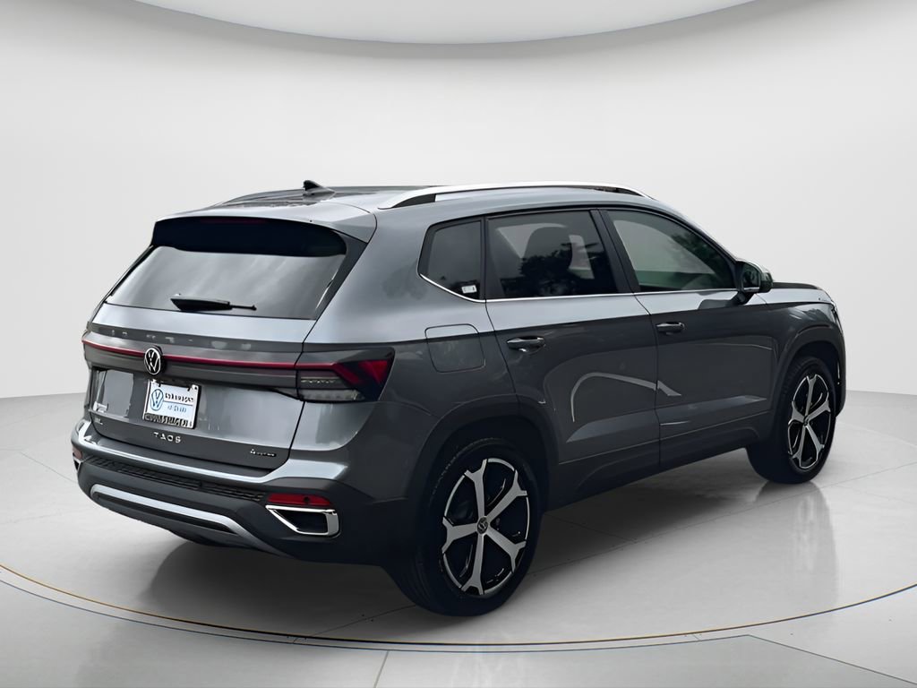 New 2026 Volkswagen Taos SEL image 8