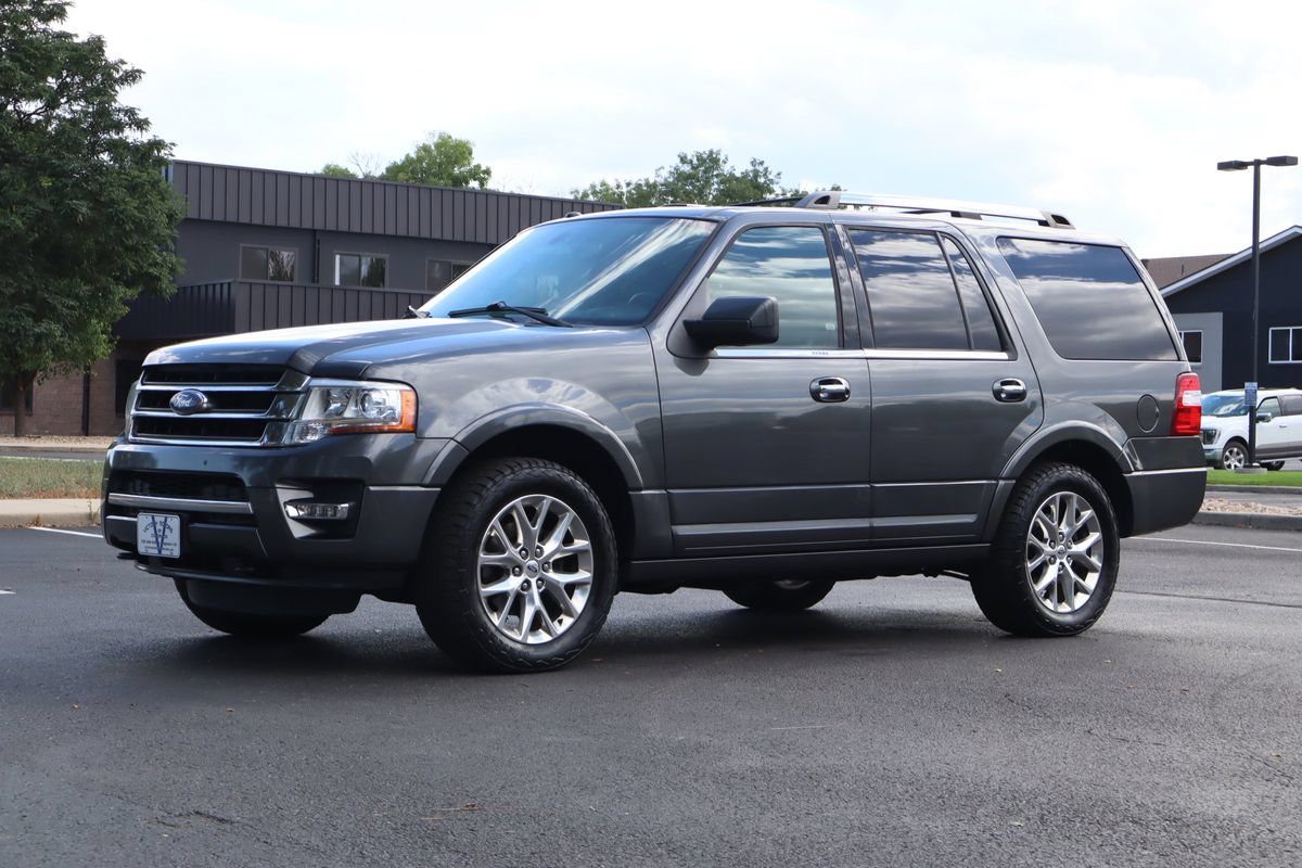 Used 2015 Ford Expedition Limited w/ Equipment Group 301A AWD/4WD image 11