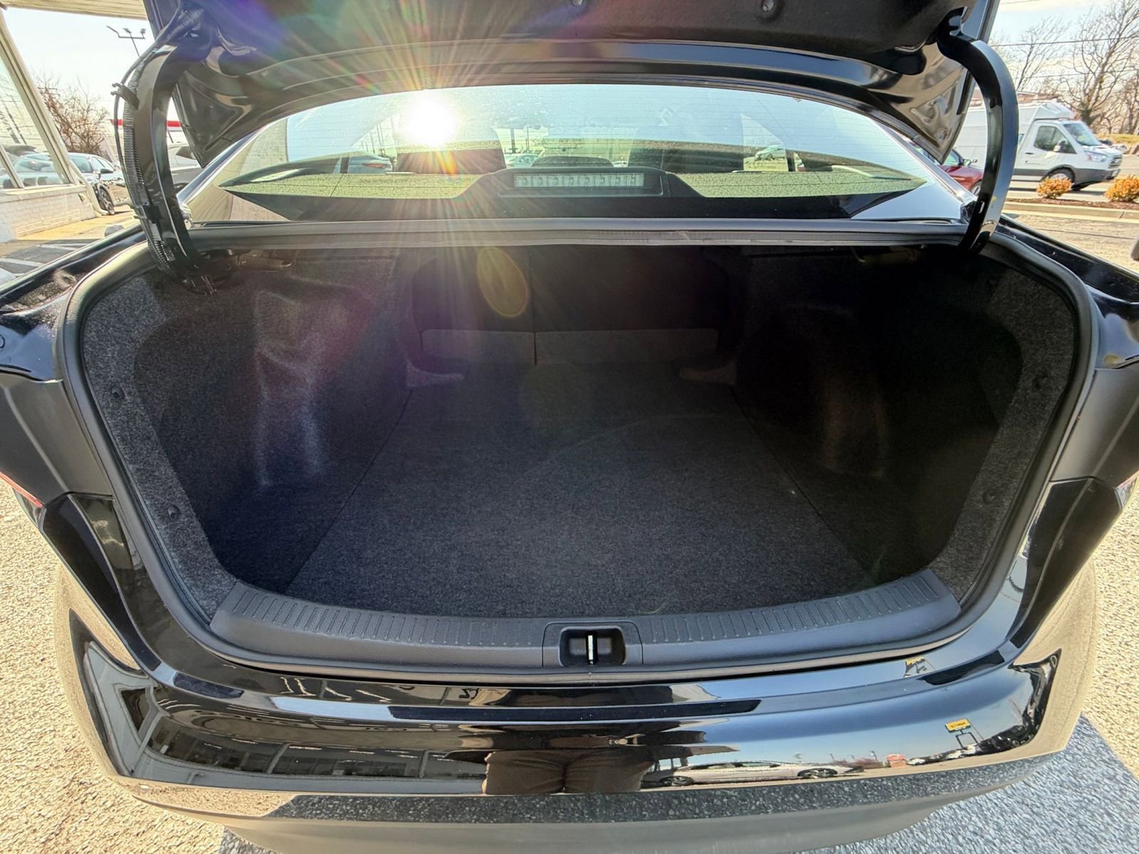 Used 2025 Toyota Corolla LE image 33