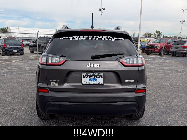 Used 2019 Jeep Cherokee Latitude Plus w/ Cold Weather Group AWD/4WD image 7