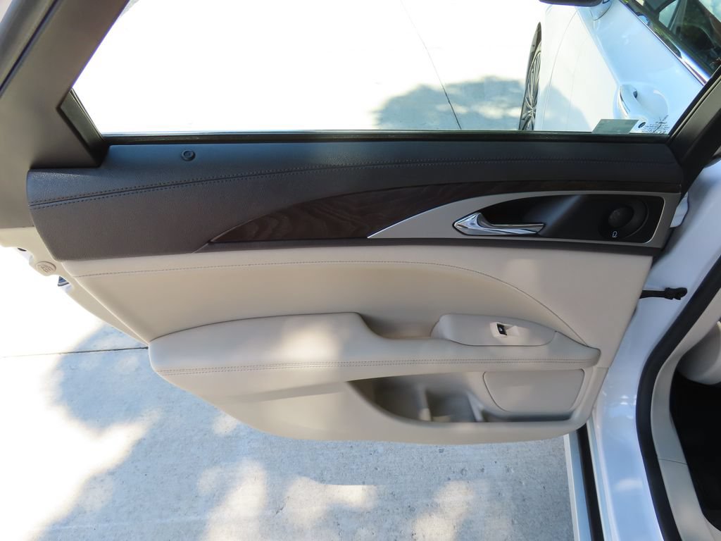 Used 2017 Lincoln MKZ Reserve w/ Climate Package FWD image 29