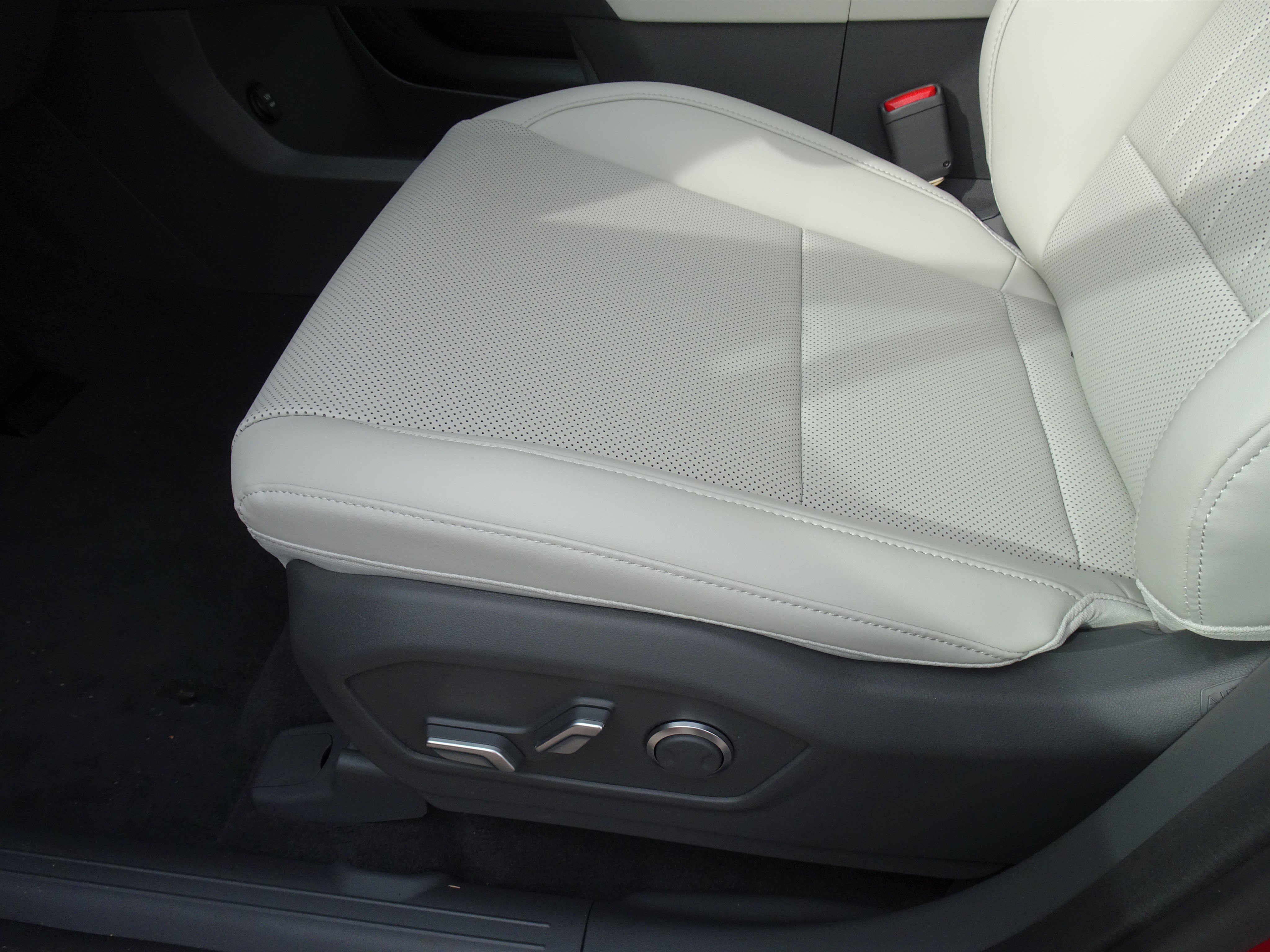 New 2026 Hyundai Santa Fe SEL AWD/4WD image 10