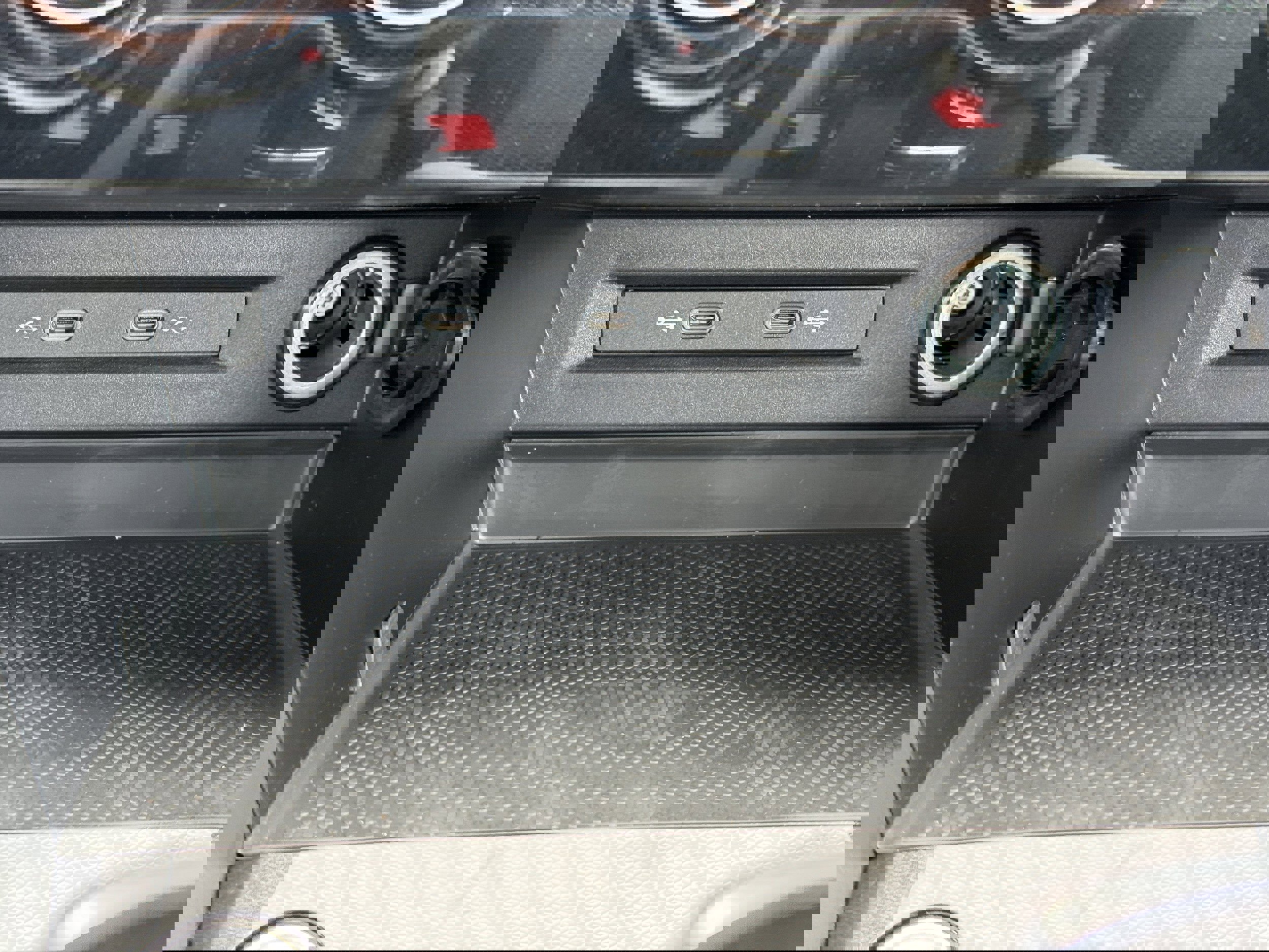 New 2025 Volkswagen Taos S image 21