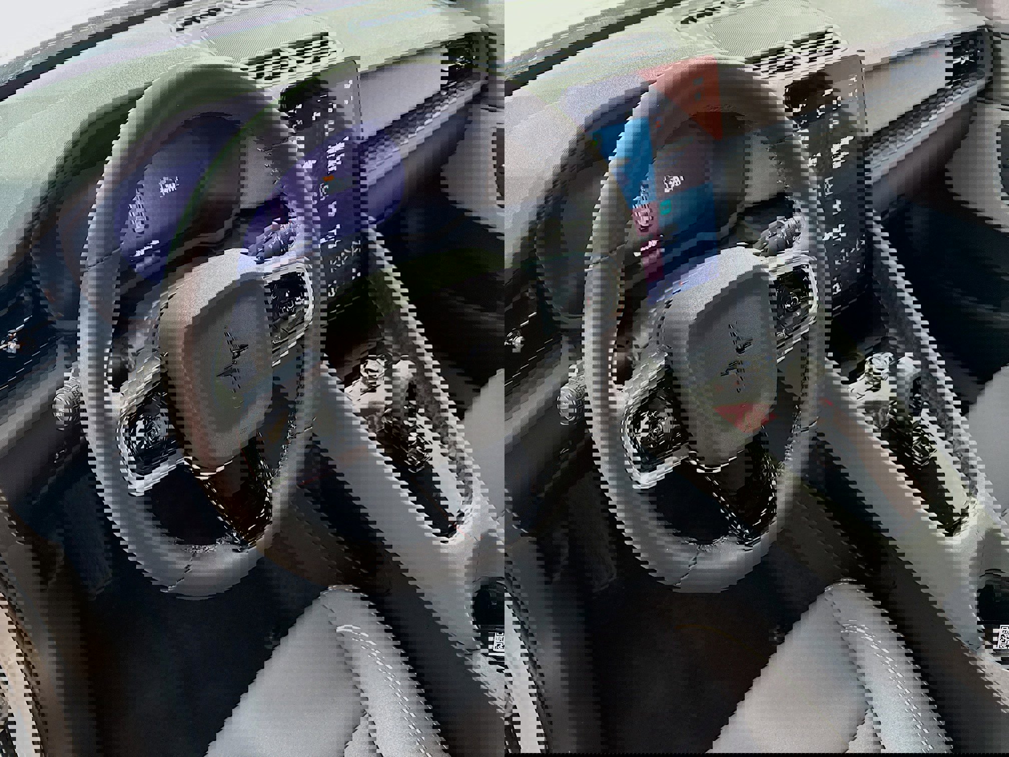 Used 2023 Polestar Polestar 2 image 13