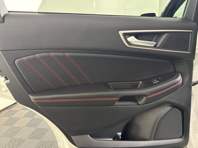 Used 2024 Ford Edge ST-Line AWD/4WD image 20