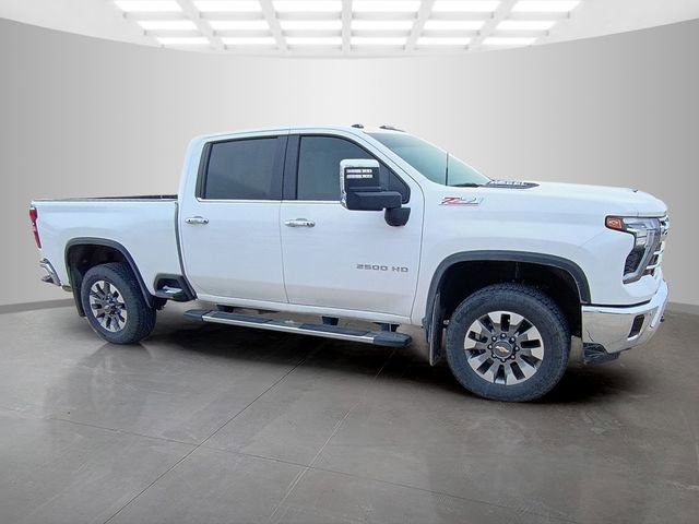 Used 2024 Chevrolet Silverado 2500 LTZ w/ LTZ Convenience Package image 2