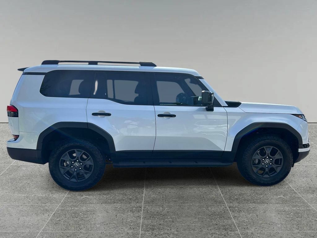 Used 2024 Lexus GX 550 AWD/4WD image 6