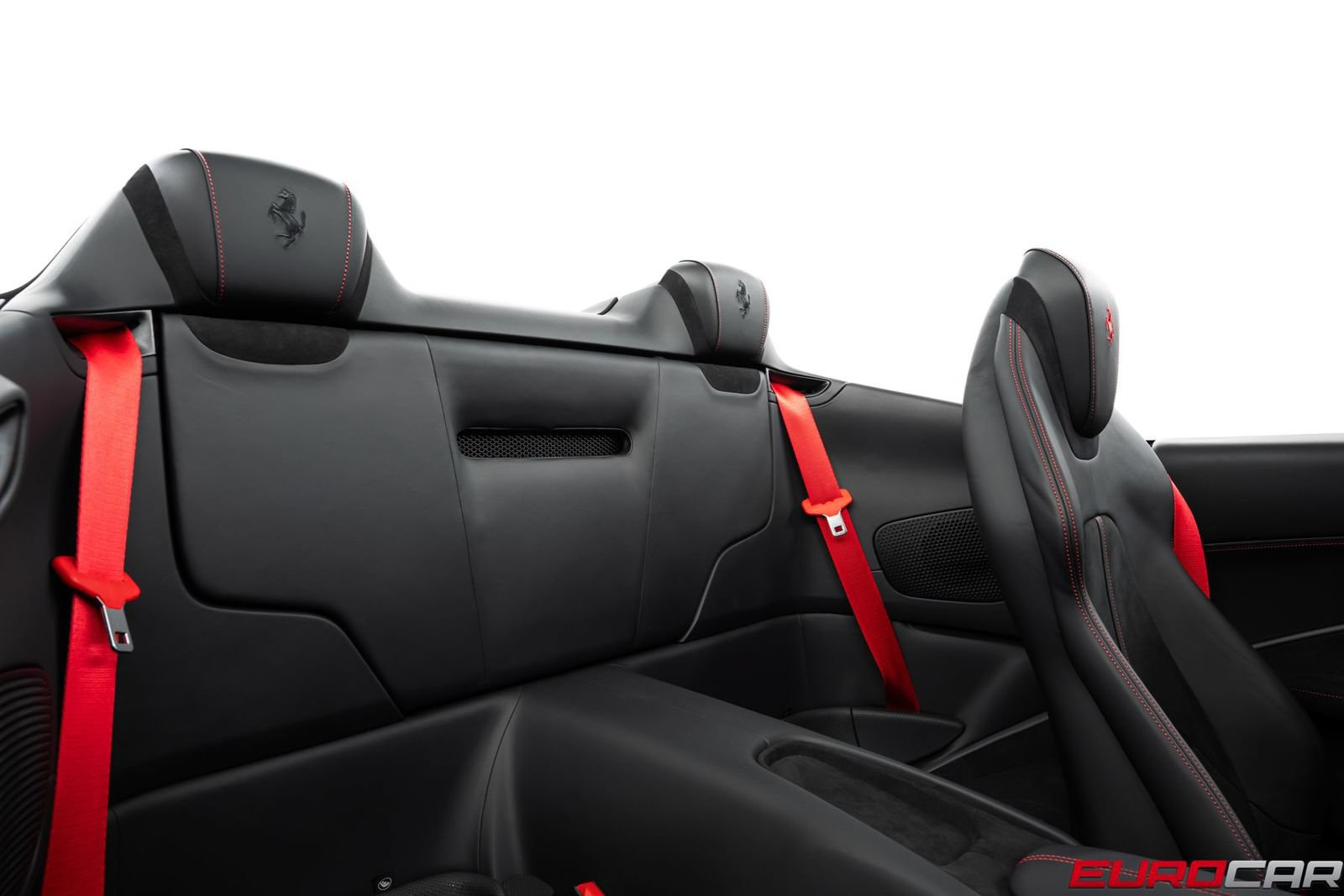 Used 2026 Ferrari Roma Spider RWD image 41