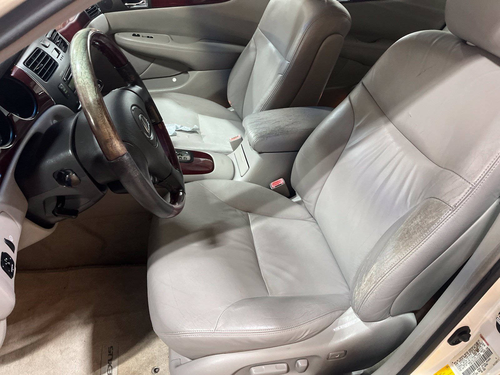 Used 2002 Lexus ES 330 w/ Premium Pkg FWD image 13