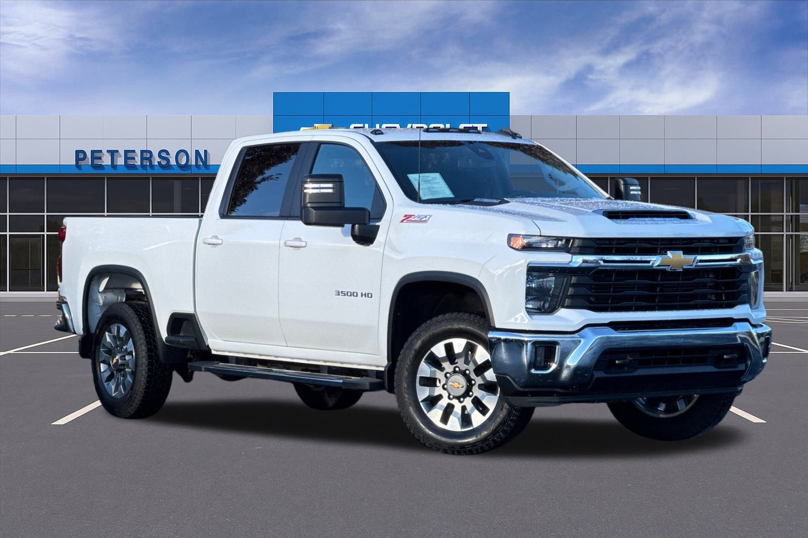 Certified 2024 Chevrolet Silverado 3500 LT w/ Convenience Package image 2