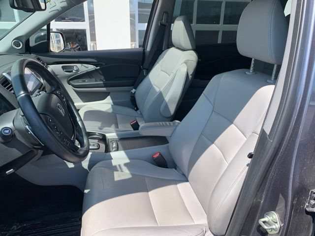 Used 2016 Honda Pilot Touring image 12