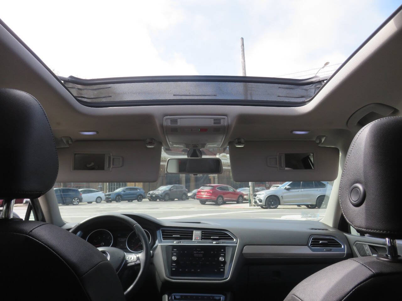 Used 2020 Volkswagen Tiguan S FWD image 13