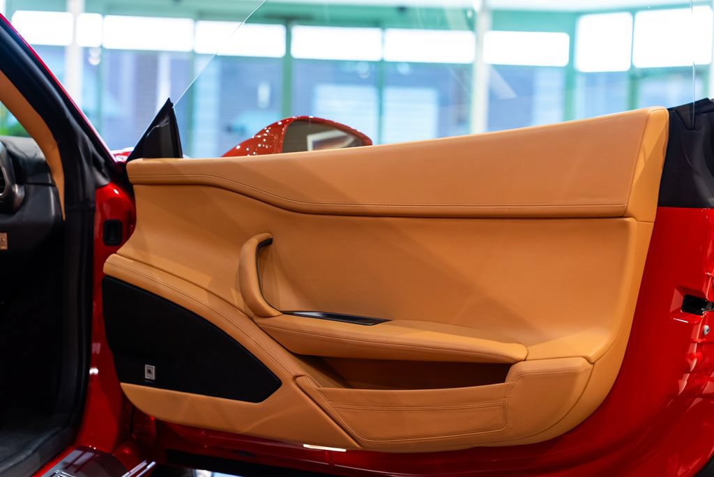 Used 2010 Ferrari 458 Italia Coupe RWD image 47