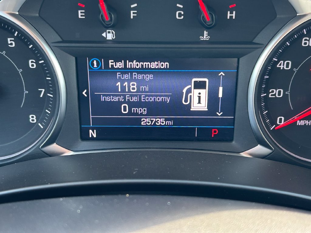 Used 2024 GMC Terrain SLE w/ Driver Convenience Package FWD image 32