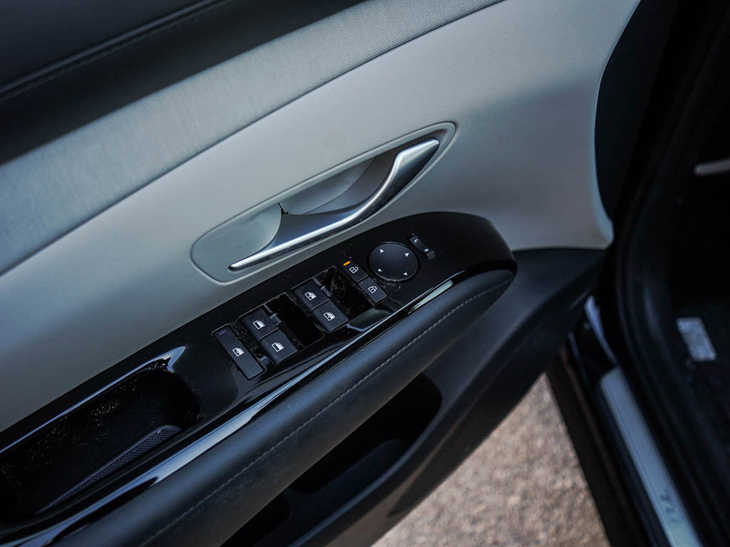 New 2026 Hyundai Tucson Limited image 19