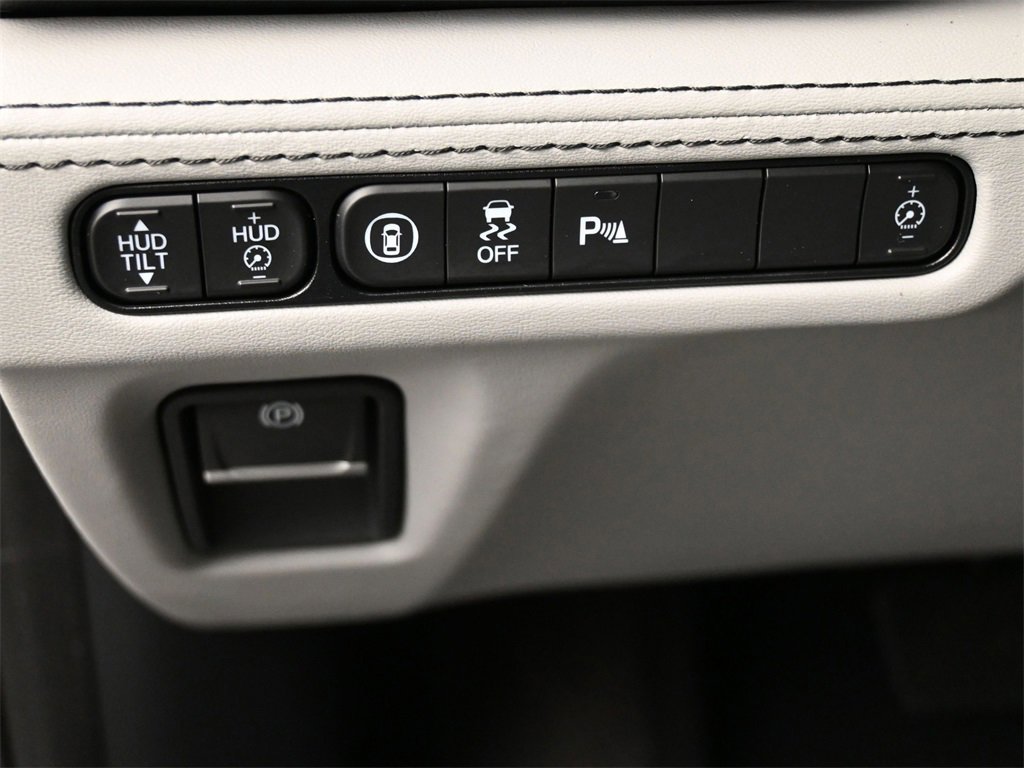 Used 2023 Acura MDX SH-AWD w/ Advance Package image 7