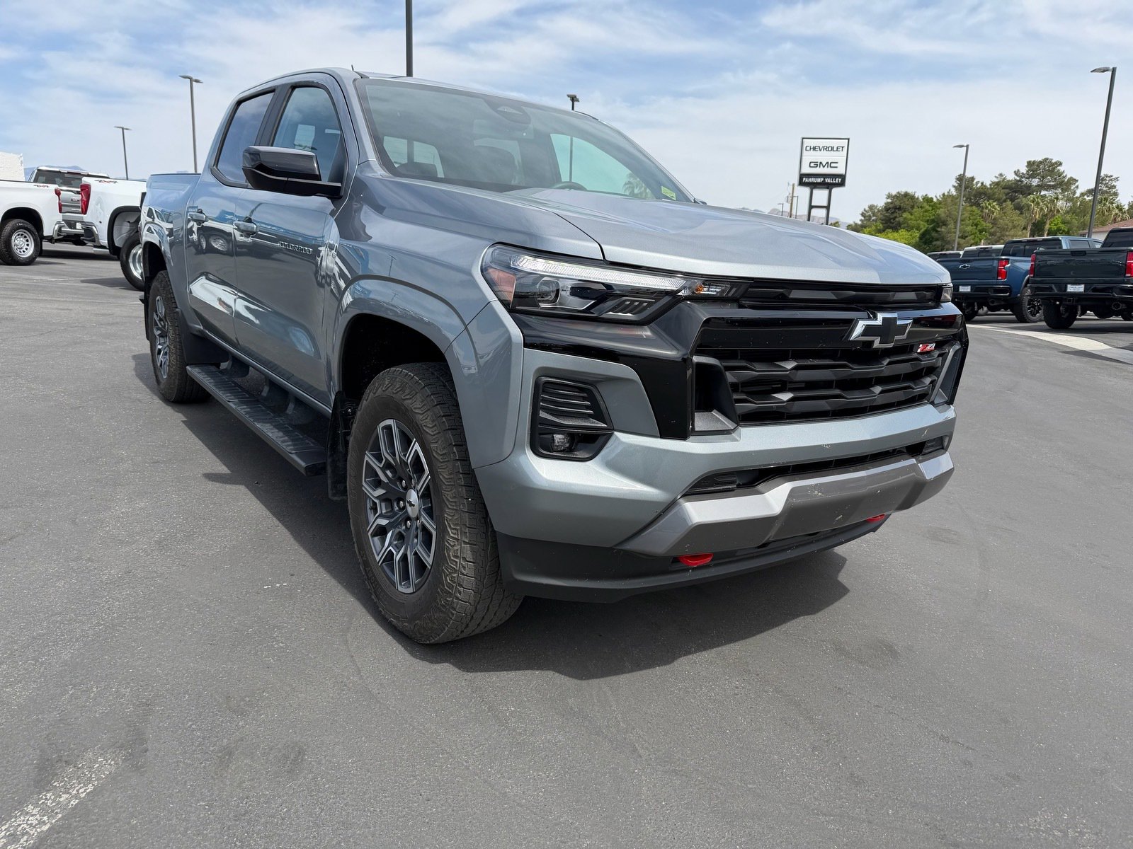 Used 2026 Chevrolet Colorado Z71 image 1