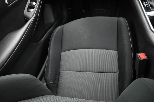 Used 2025 Nissan Sentra SV FWD image 8