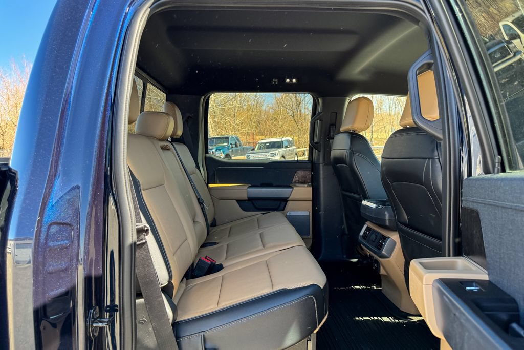 Certified 2022 Ford F150 Lariat w/ Trailer Tow Package AWD/4WD image 18