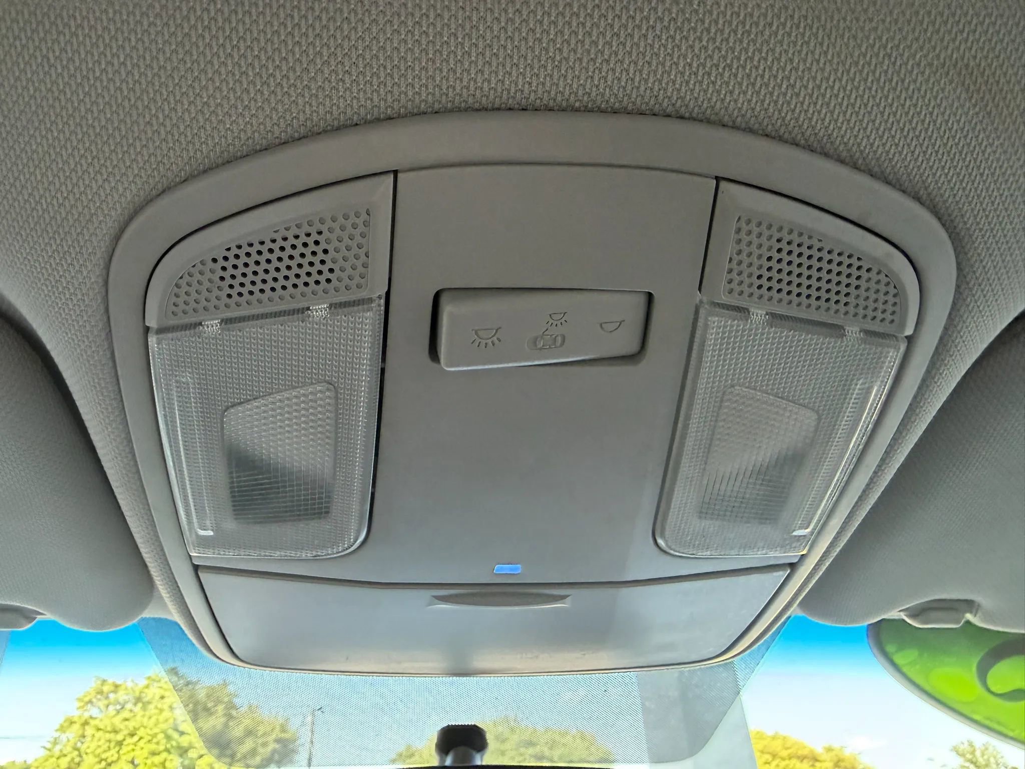 Used 2015 Hyundai Sonata SE FWD image 18