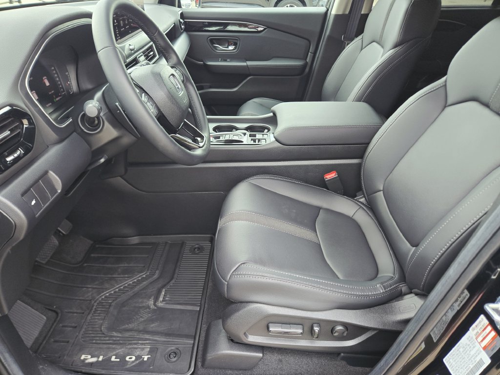 Certified 2026 Honda Pilot EX-L image 12