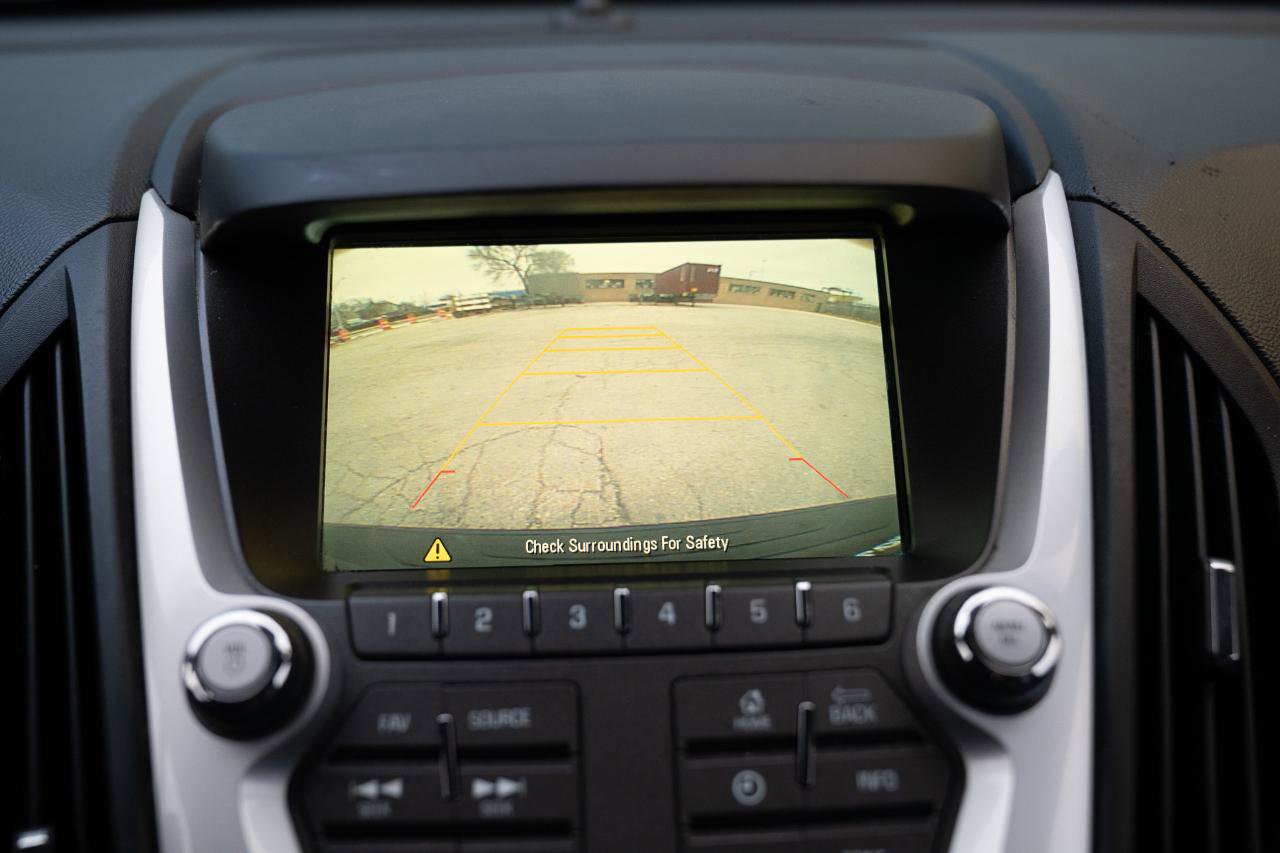 Used 2016 Chevrolet Equinox LT w/ Convenience Package image 35