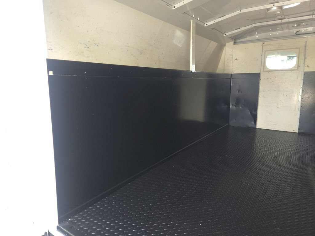 Used 2019 Chevrolet Express 3500 RWD image 13