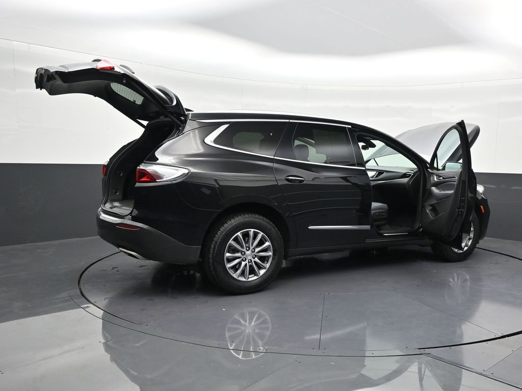 Used 2022 Buick Enclave Essence image 32