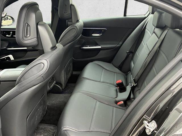 Certified 2026 Mercedes-Benz C 300 4MATIC Sedan image 18