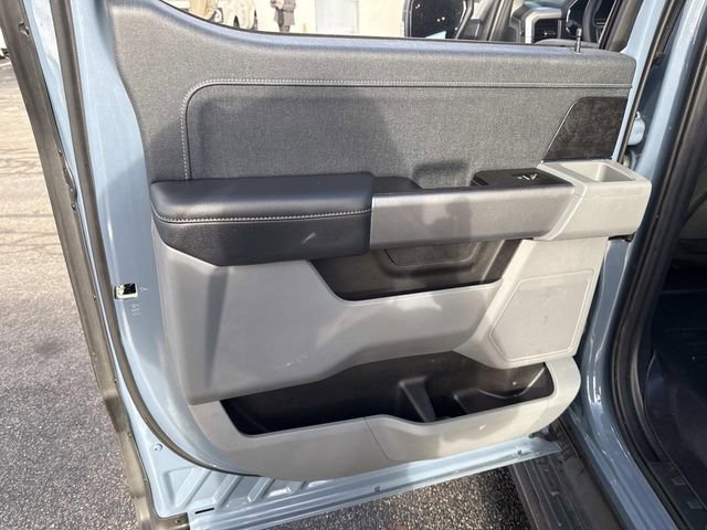 Used 2023 Ford F150 Lightning XLT image 23