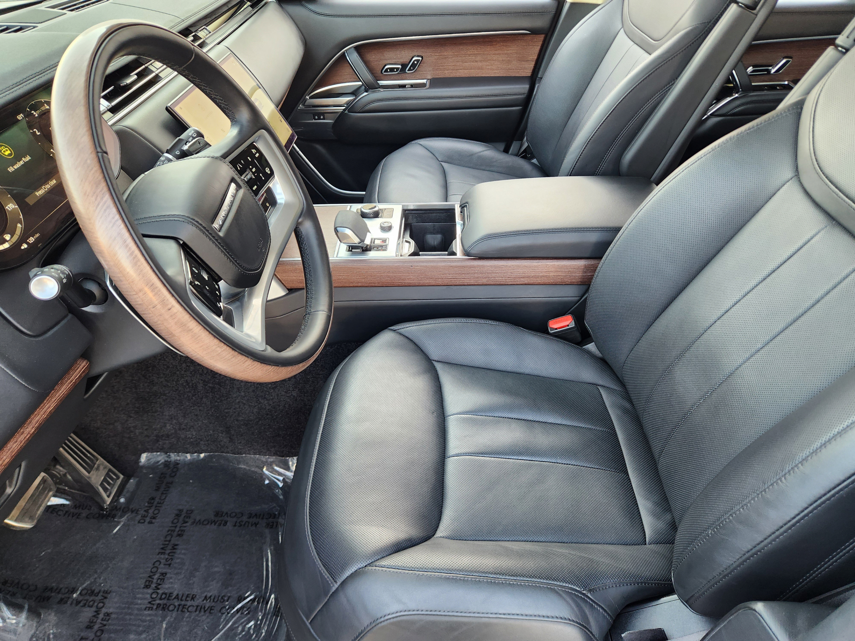 Certified 2023 Land Rover Range Rover SE AWD/4WD image 8
