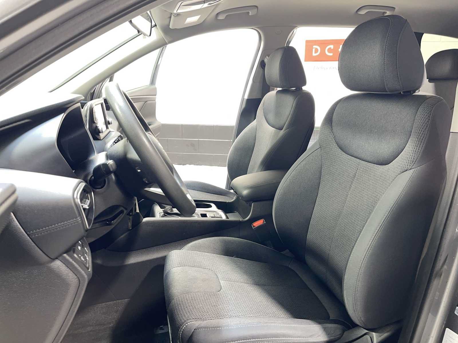 Used 2019 Hyundai Santa Fe SE AWD/4WD image 11