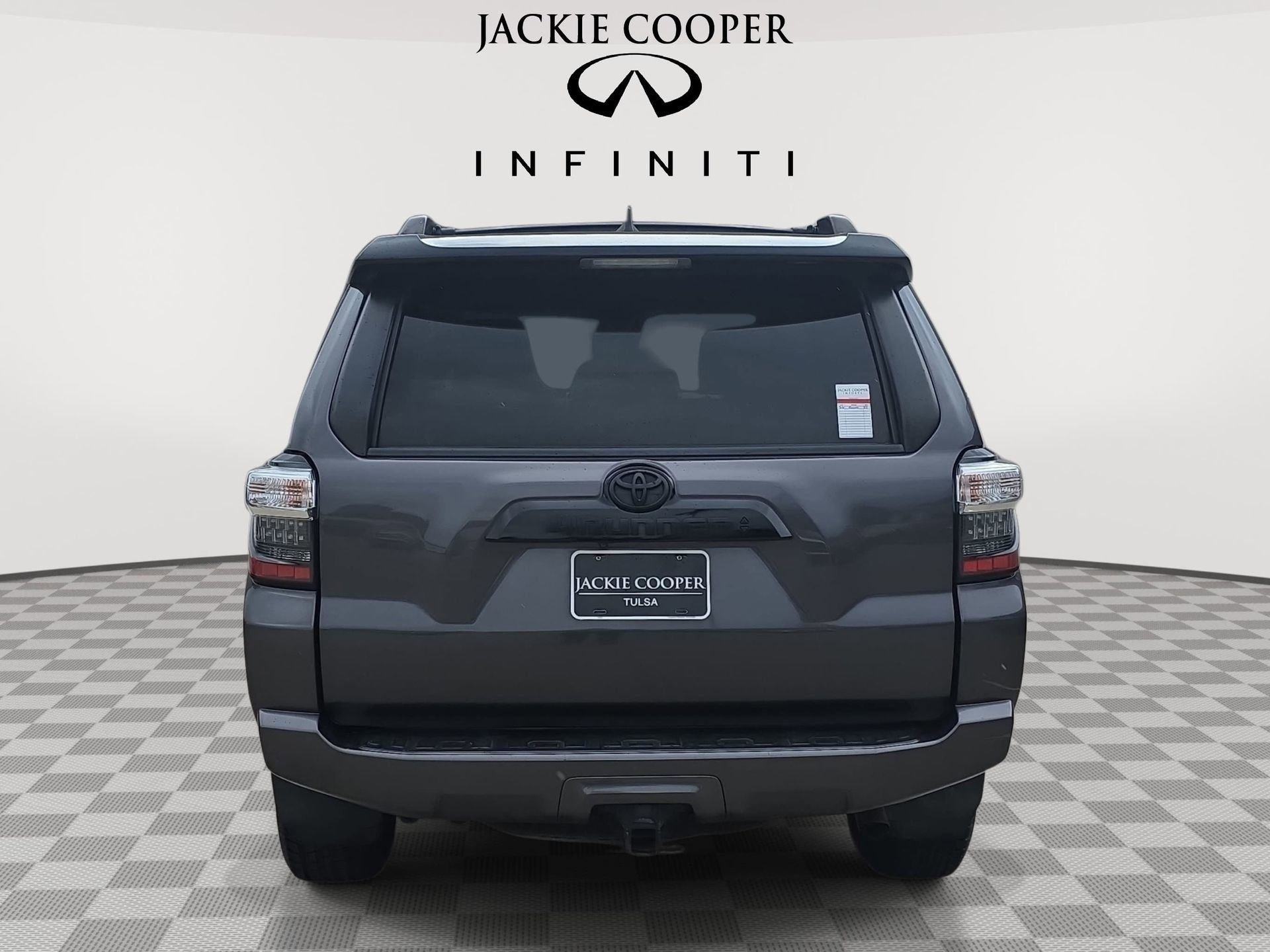 Used 2021 Toyota 4Runner Venture w/ Moonroof Package AWD/4WD image 6