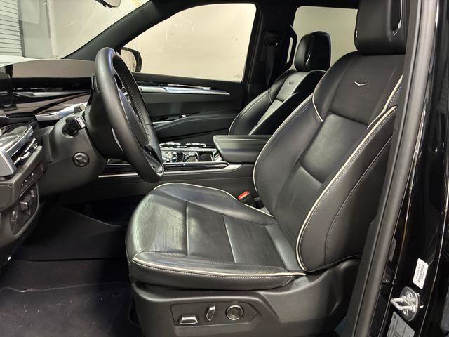 Certified 2025 Cadillac Escalade Sport AWD/4WD image 43
