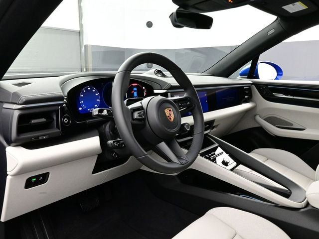 New 2026 Porsche Macan Electric RWD image 4