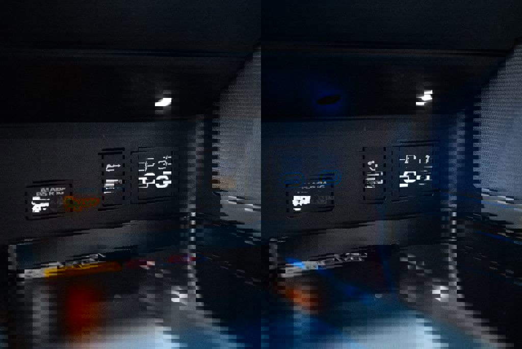 Certified 2025 Toyota Camry SE w/ Convenience Package image 26