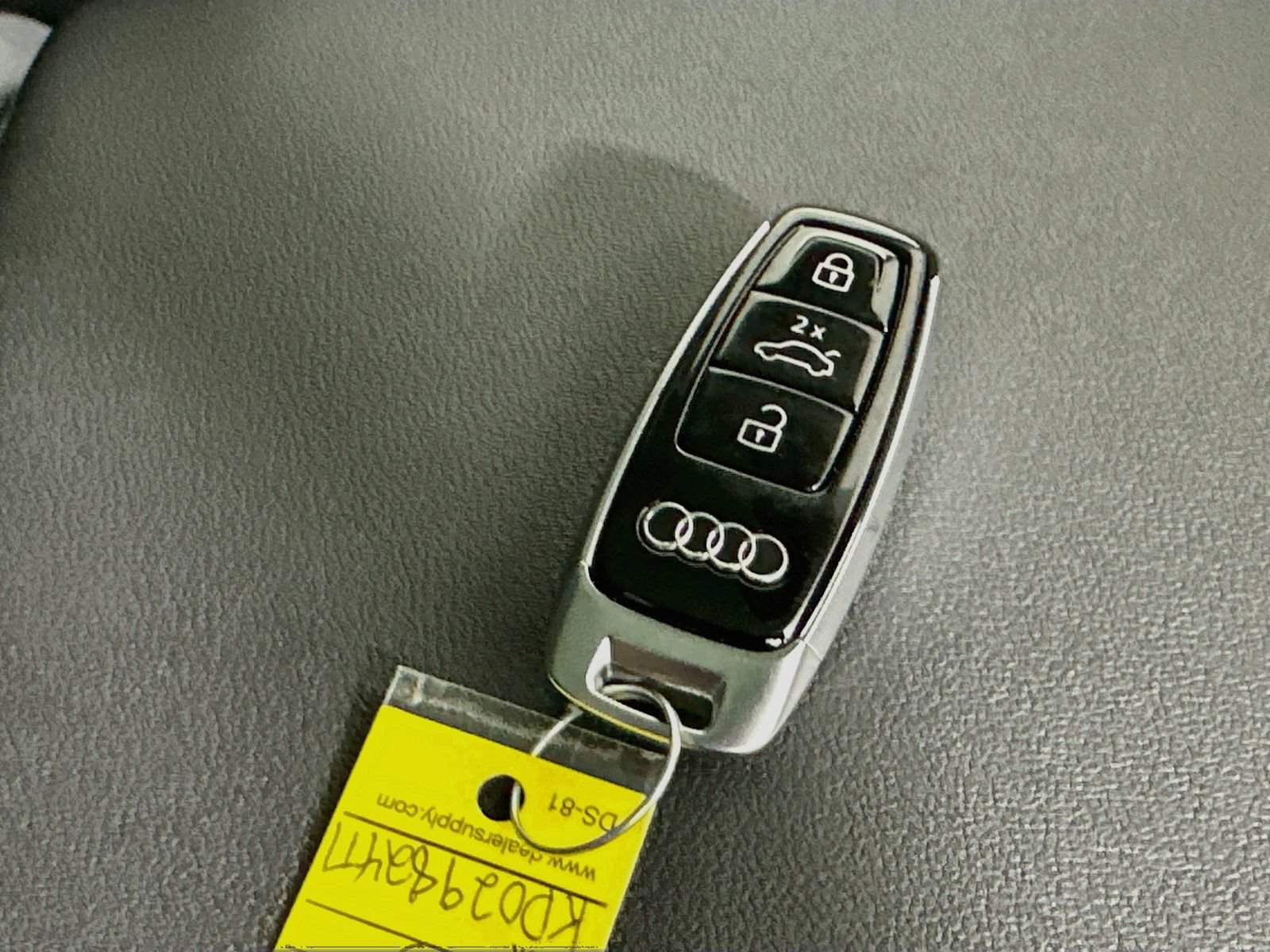 Used 2019 Audi Q8 Premium Plus AWD/4WD image 46