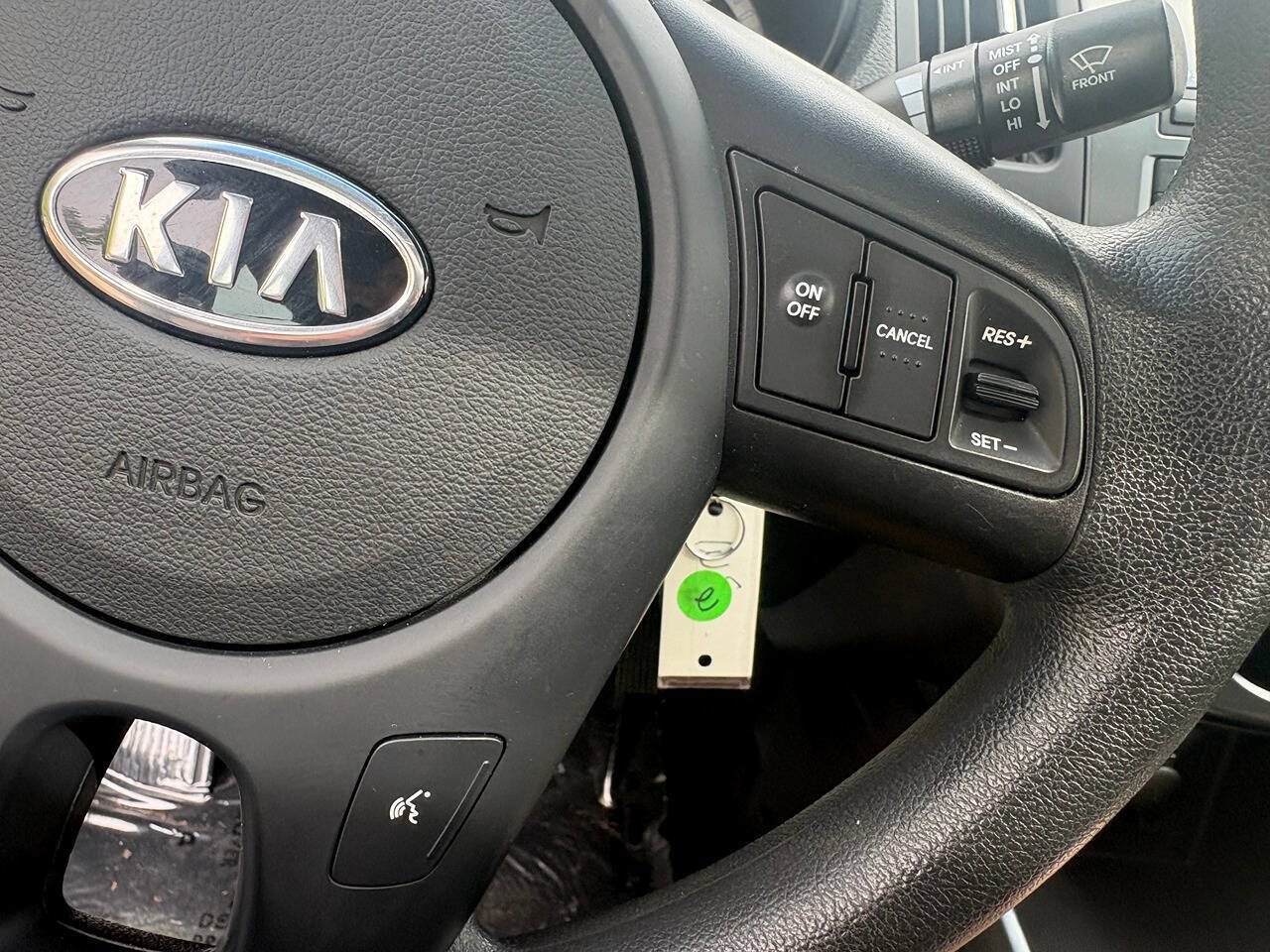 Used 2013 Kia Forte EX w/ Premium Pkg FWD image 18