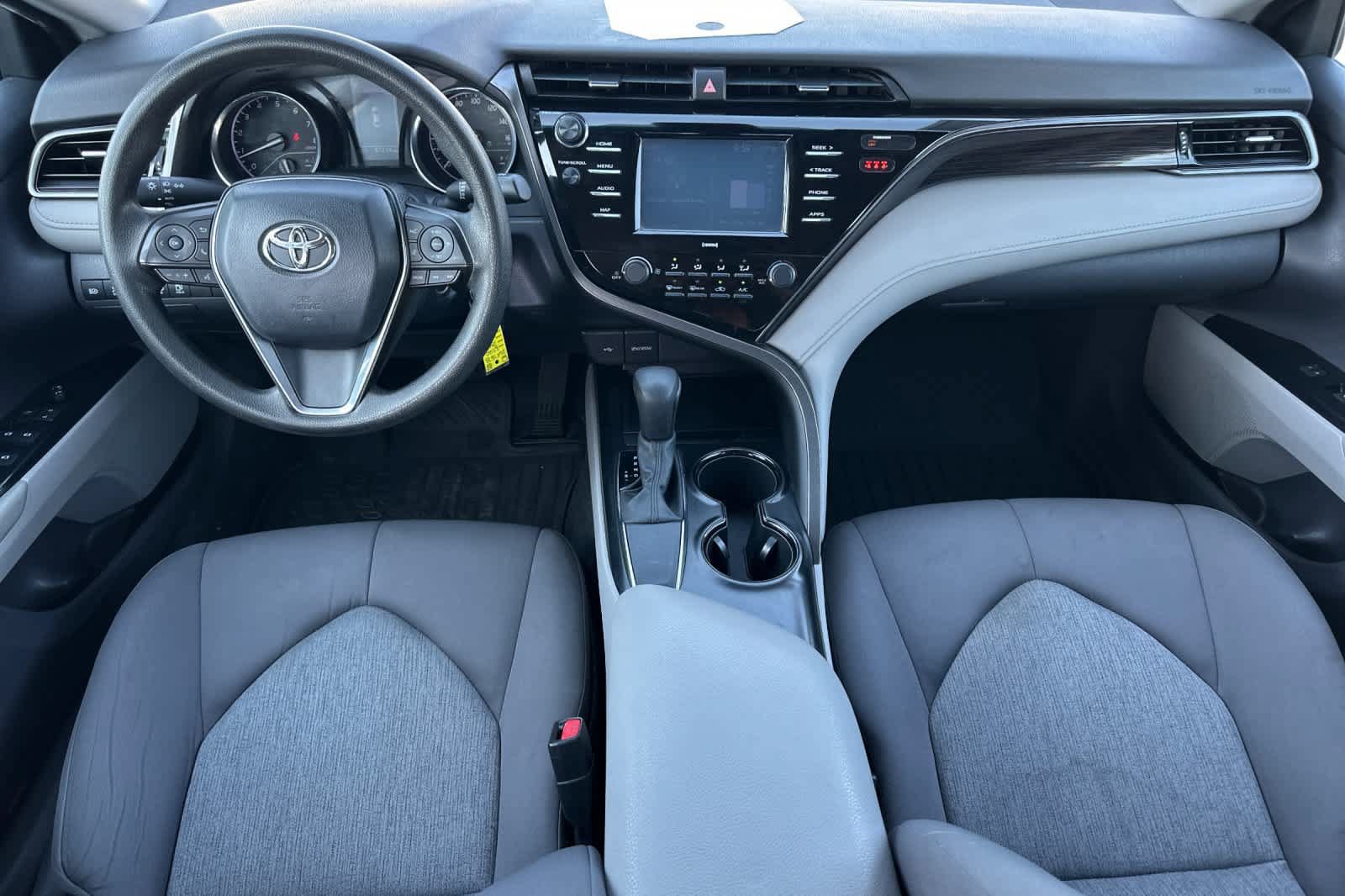 Used 2020 Toyota Camry LE FWD image 14